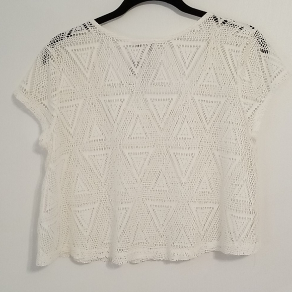 Delia's White Open Weave Crop Top in Size Large - Picture 8 of 10